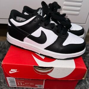 Nike Dunk Low “Panda”